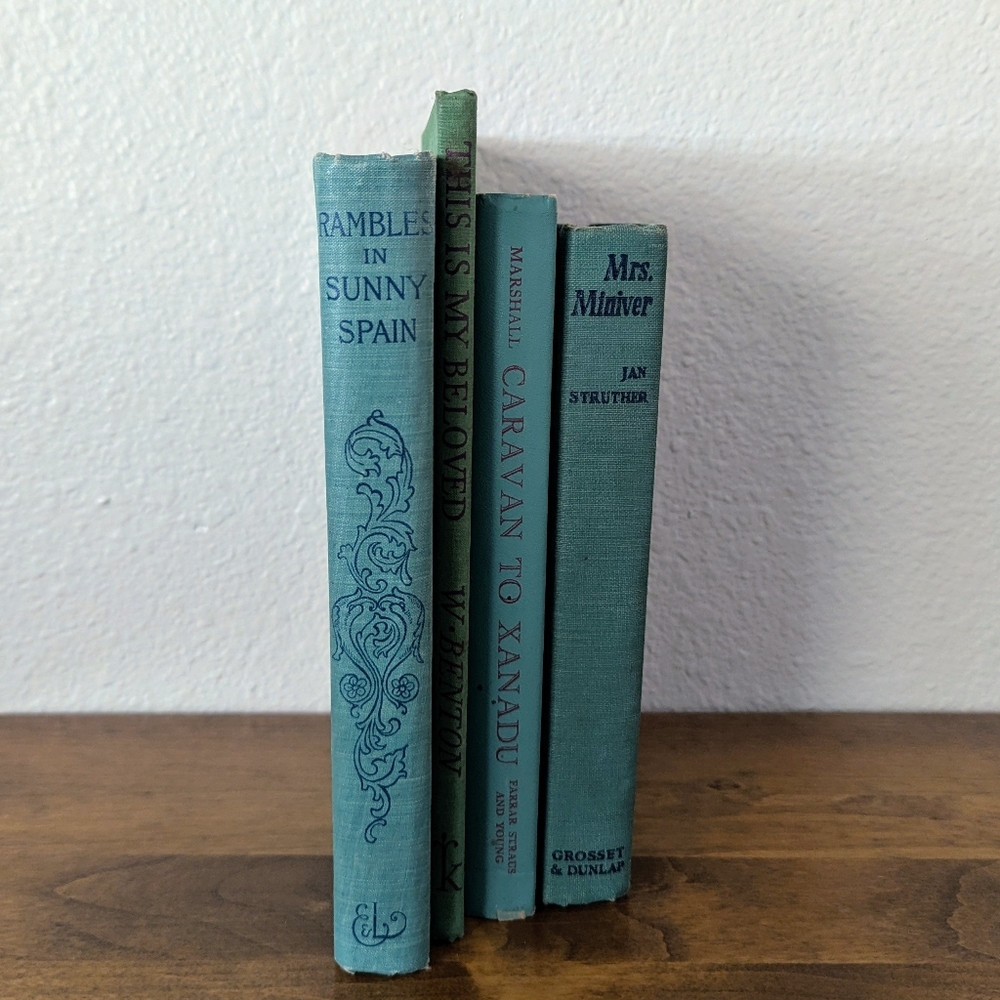 #7 Stack of 4 Hardcover Green Vintage Books - Picture 2 of 4